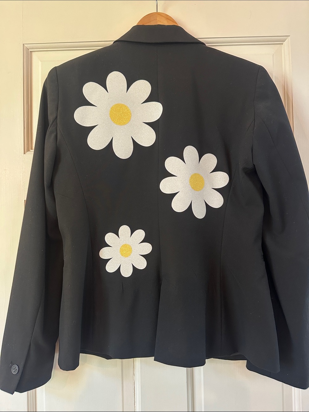 Hipchik Couture blazer. NWT. Size 6. Sold out online.